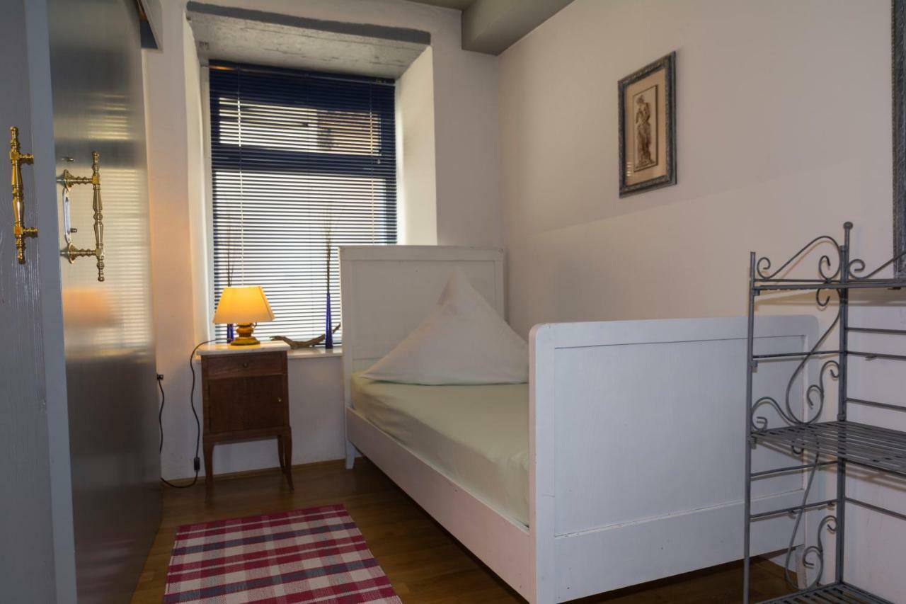 Haus Zum Einhörnle Apartment *